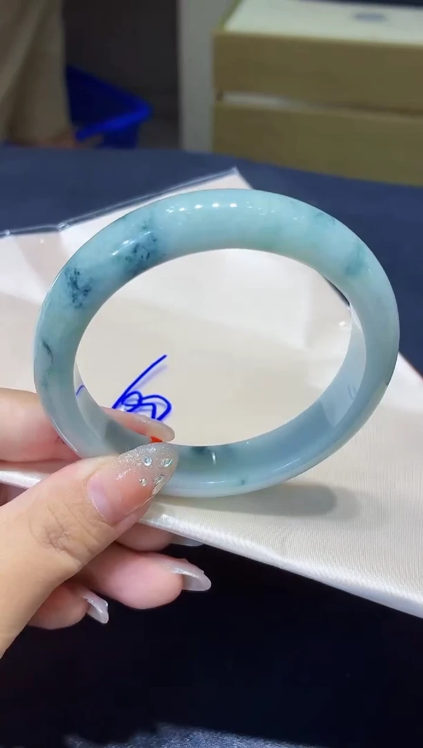 未镶嵌手镯翡翠翡翠手镯6061