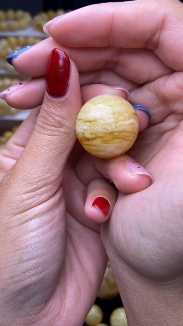 裸石蜜蜡未镶嵌葵.76 尺寸24+