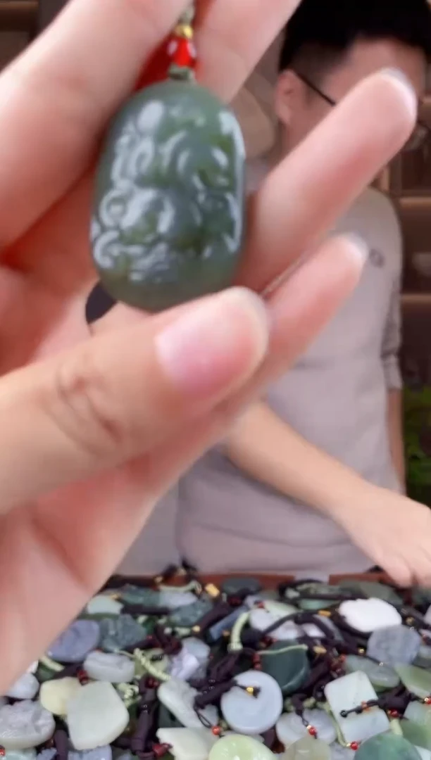 未镶嵌和田玉挂件 拍一发一，拍一发一，