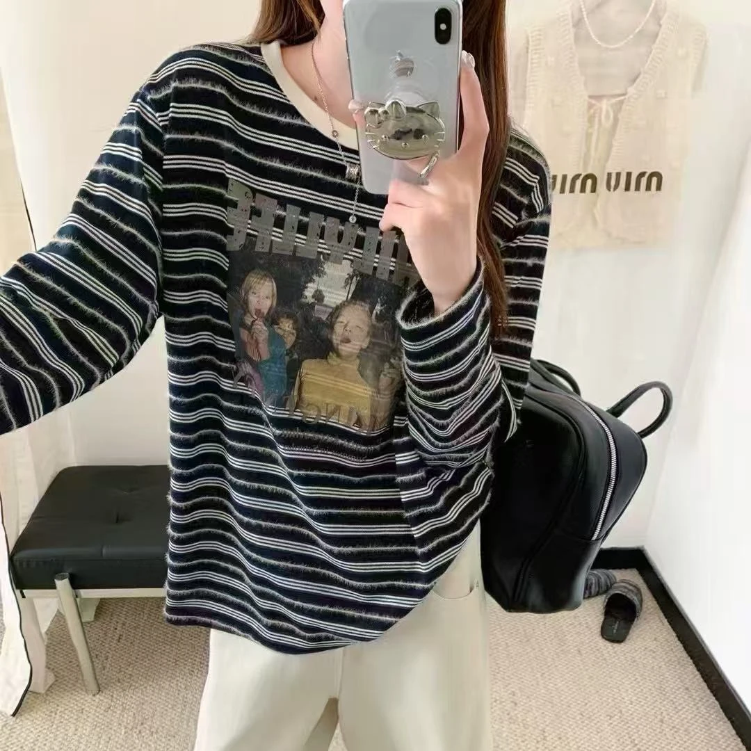 5217条纹复古女士秋款打底衫