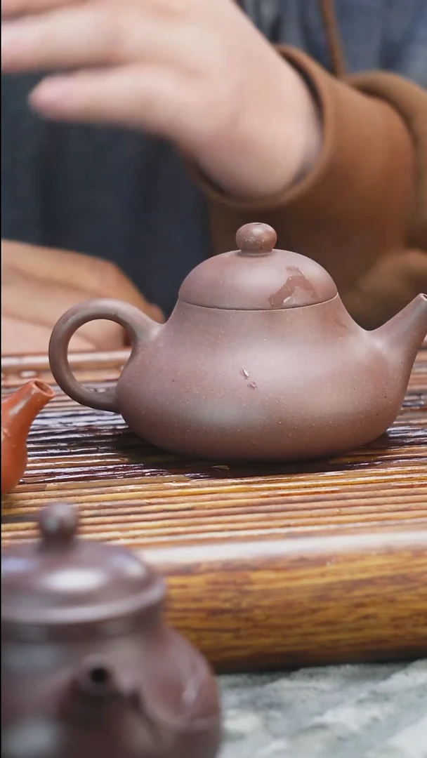 茶壶紫砂底槽青小胖梨