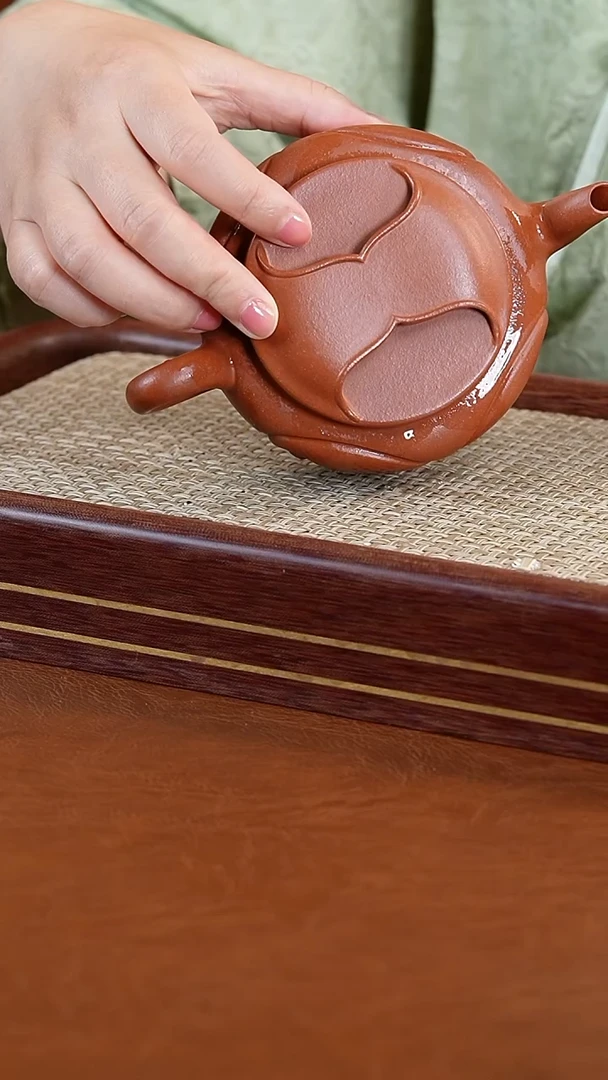 茶壶紫砂李能发沉香泥牛盖壶