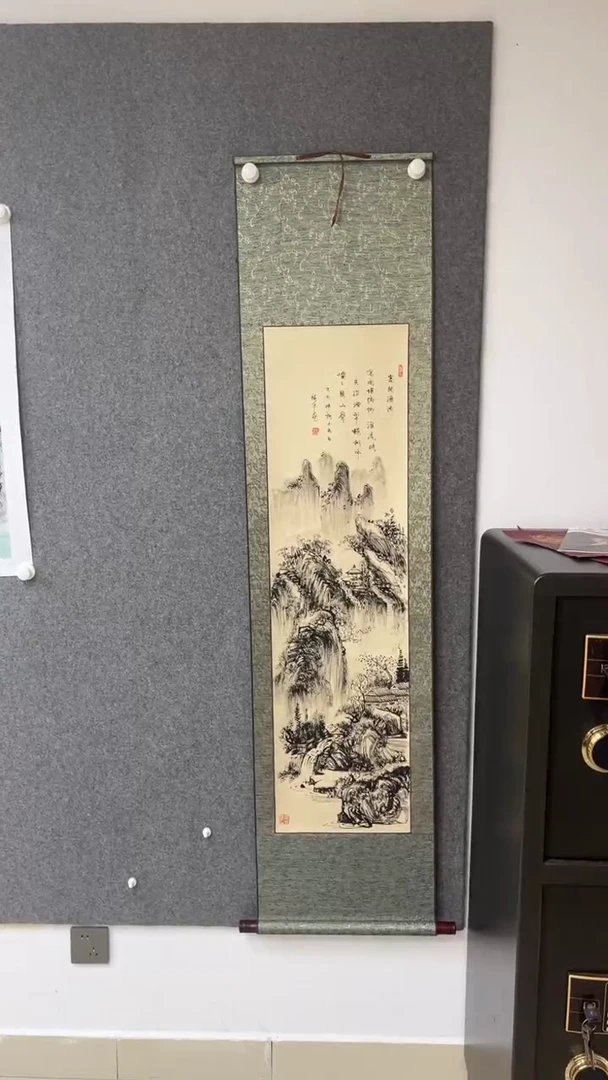 国画黄德中老师锦凌卷轴