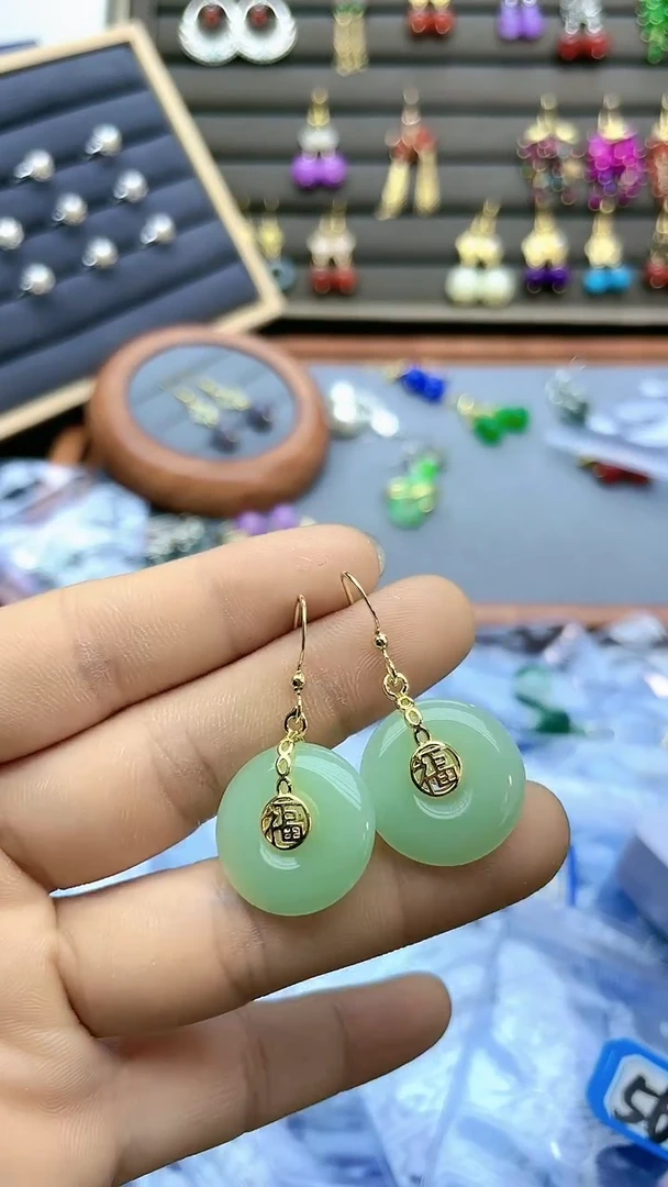 【闪购商品】和田玉耳饰14K金镶嵌416000