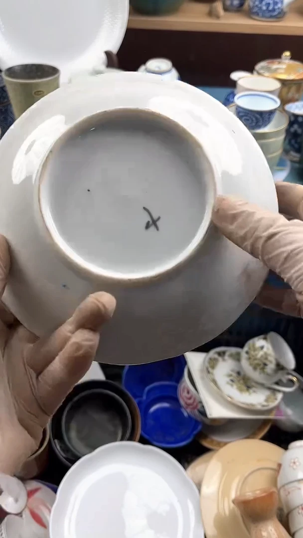 瓷片悠***?英哥瓷器满19.9包邮