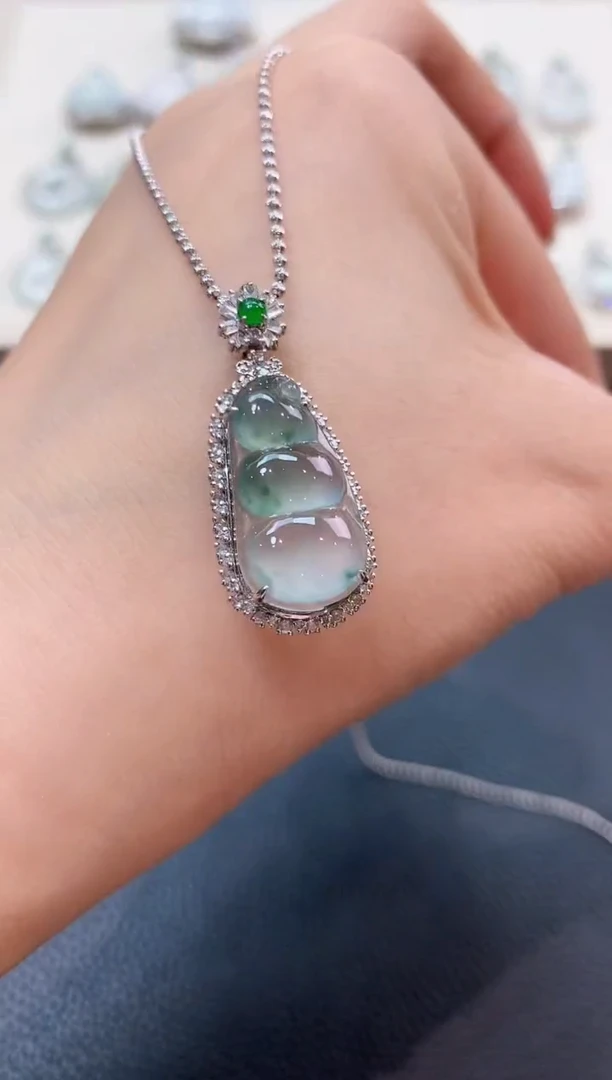 翡翠18K金镶嵌吊坠(不含链)b55母亲节礼物