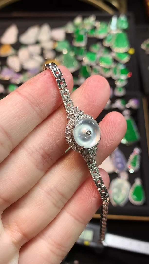 18K金镶嵌手链翡翠黑钢玻璃种平安扣手链