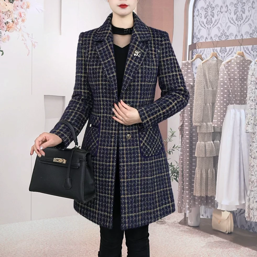 【娜魅女装】冬季新款加厚加棉气质洋气显瘦精致中长款格纹大衣外套