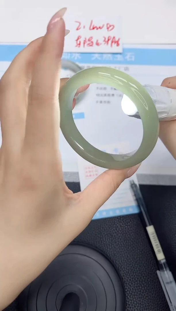 石英质玉手镯未镶嵌155-59