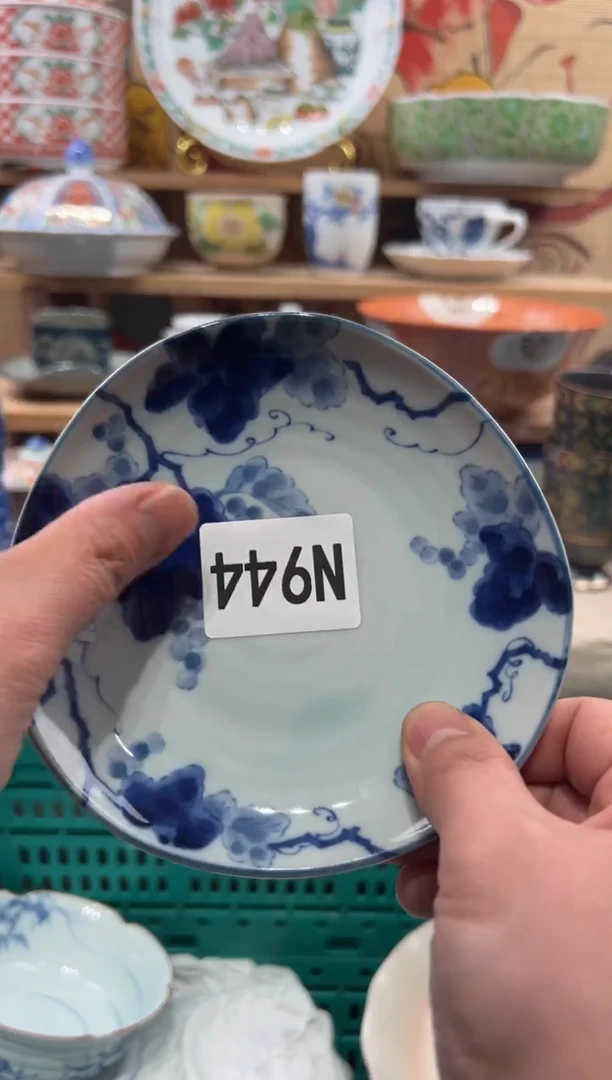 瓷片B***a瓷片------N944