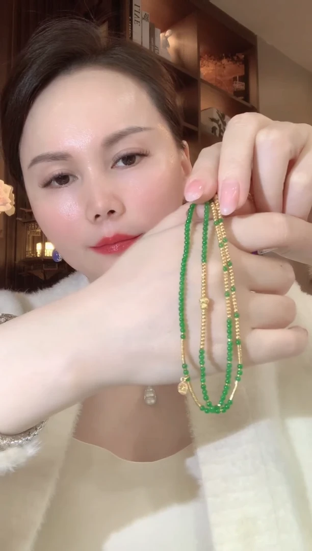 项链18K金镶嵌翡翠A46