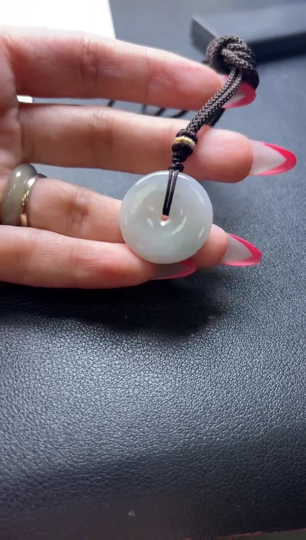 翡翠未镶嵌颈饰有瑕放漏平安扣月牙
