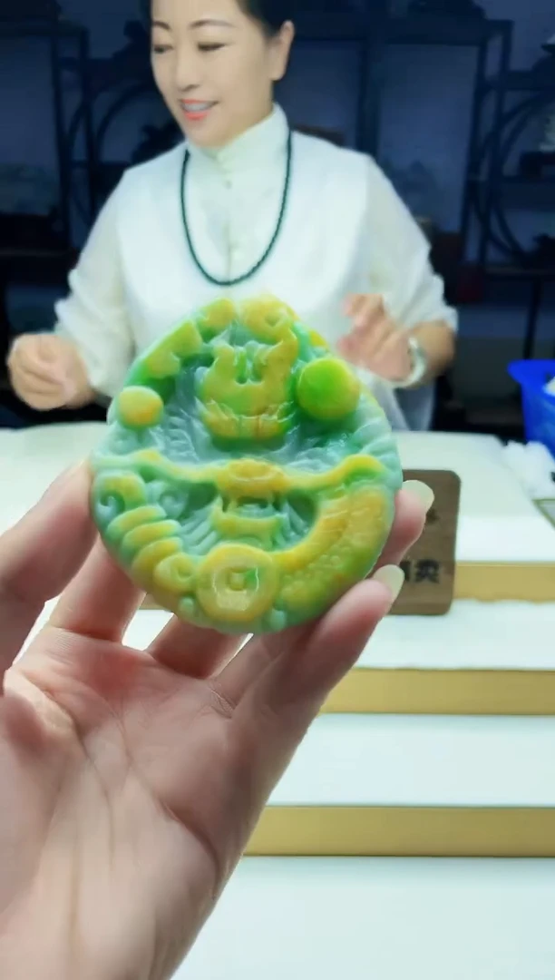 定制翡翠未镶嵌毛货08060366
