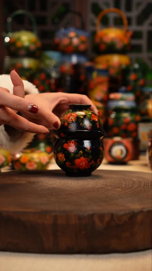 紫砂油画手绘釉下彩