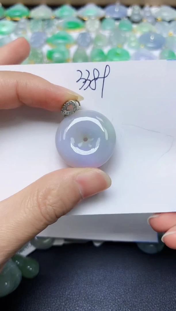 翡翠未镶嵌颈饰天然缅甸翡翠A货