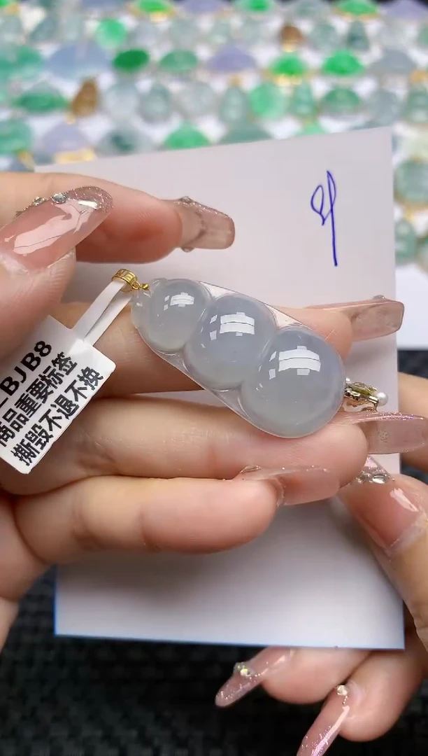 【闪购商品】翡翠颈饰18K金镶嵌天然A货翡翠 99