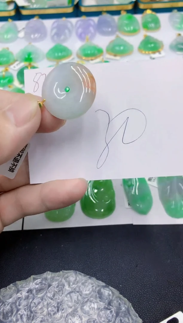 颈饰未镶嵌翡翠翡翠