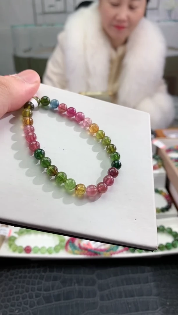 【闪购商品】碧玺手串未镶嵌多样性发一条