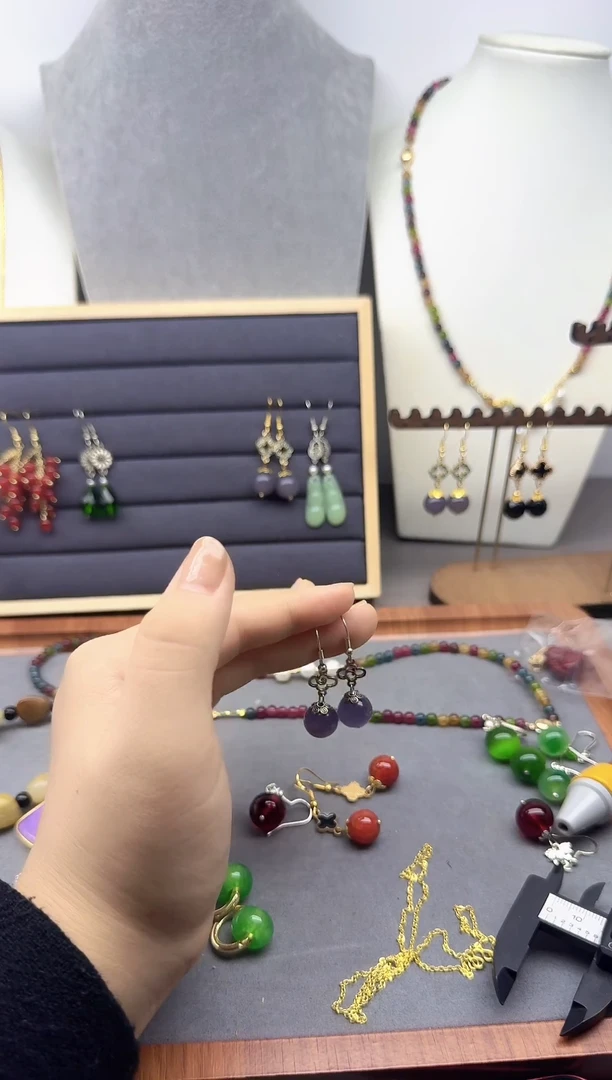 未镶嵌耳饰玛瑙/玉髓猫眼耳饰