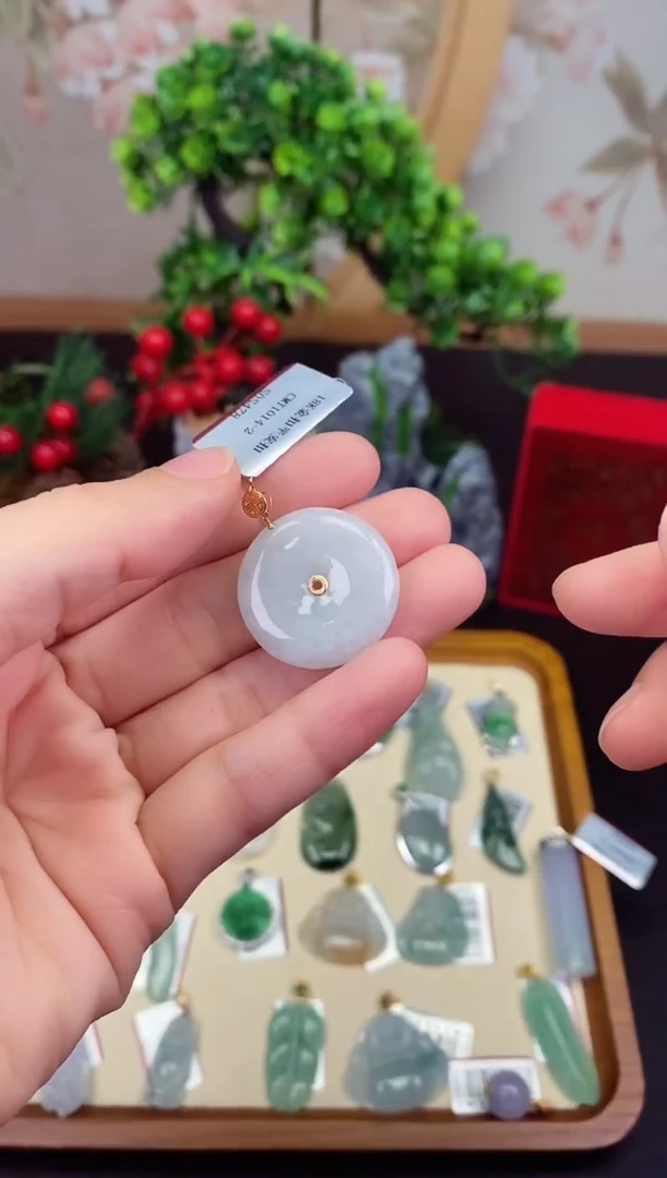 吊坠(不含链)18K金镶嵌翡翠平安扣多样性发其一@@CMT1014-2