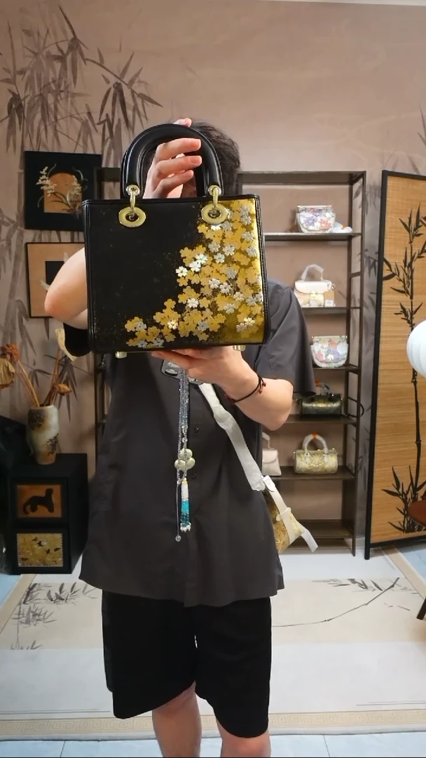 织绣卢总非遗孤品包包 黑金标准戴妃 1