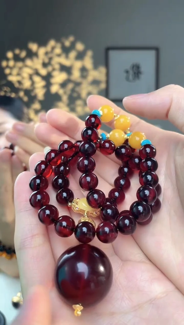 裸石琥珀未镶嵌血珀设计款