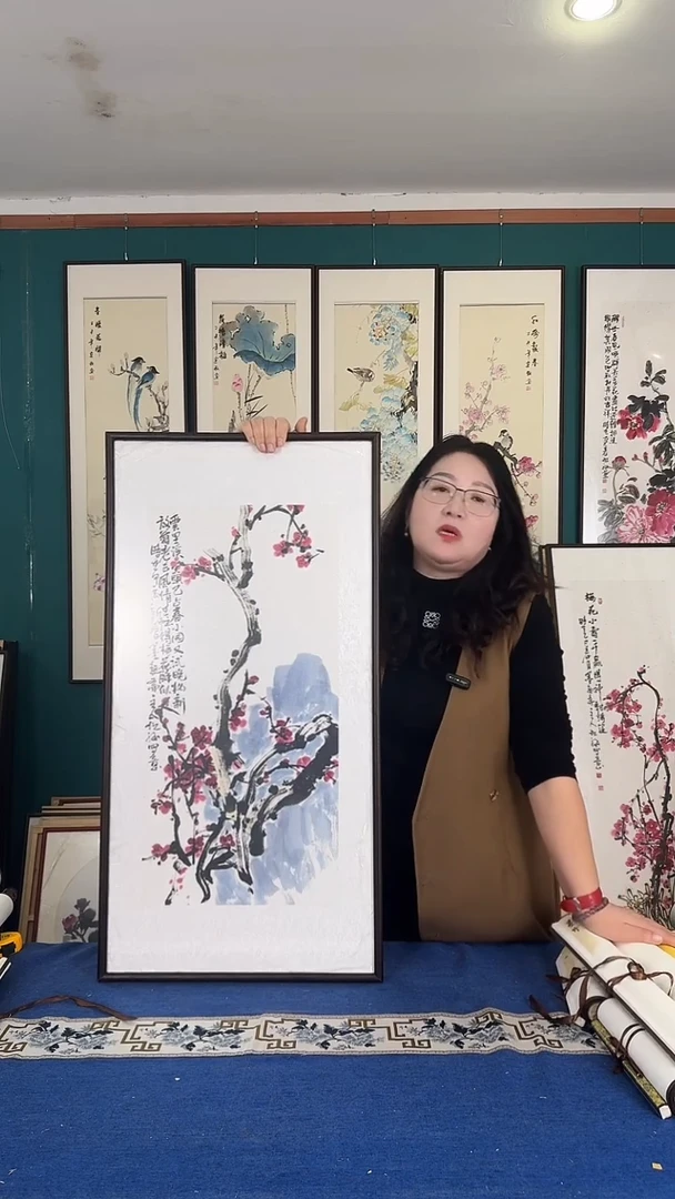 国画48*93梅花实木装裱