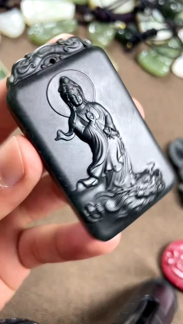 颈饰未镶嵌和田玉观音