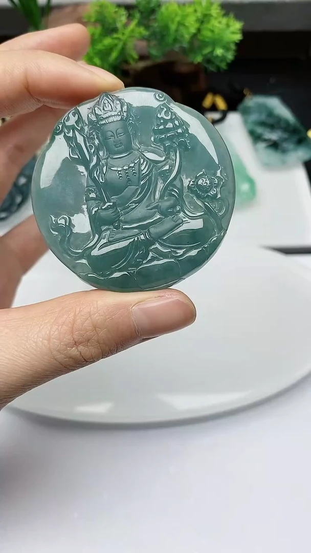 【闪购商品】翡翠颈饰未镶嵌