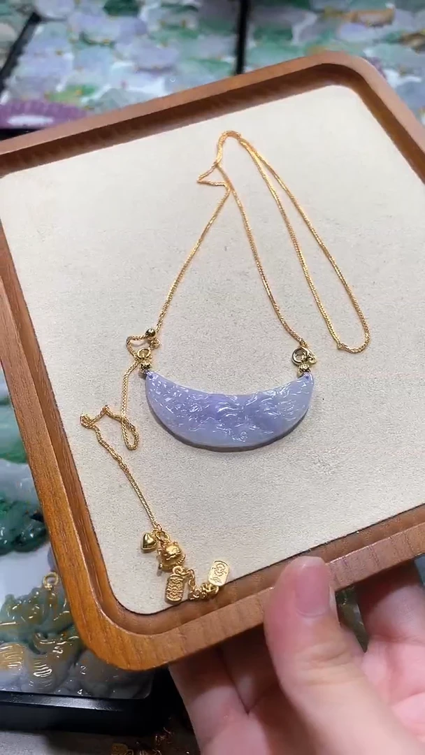 【闪购商品】翡翠颈饰未镶嵌吊坠