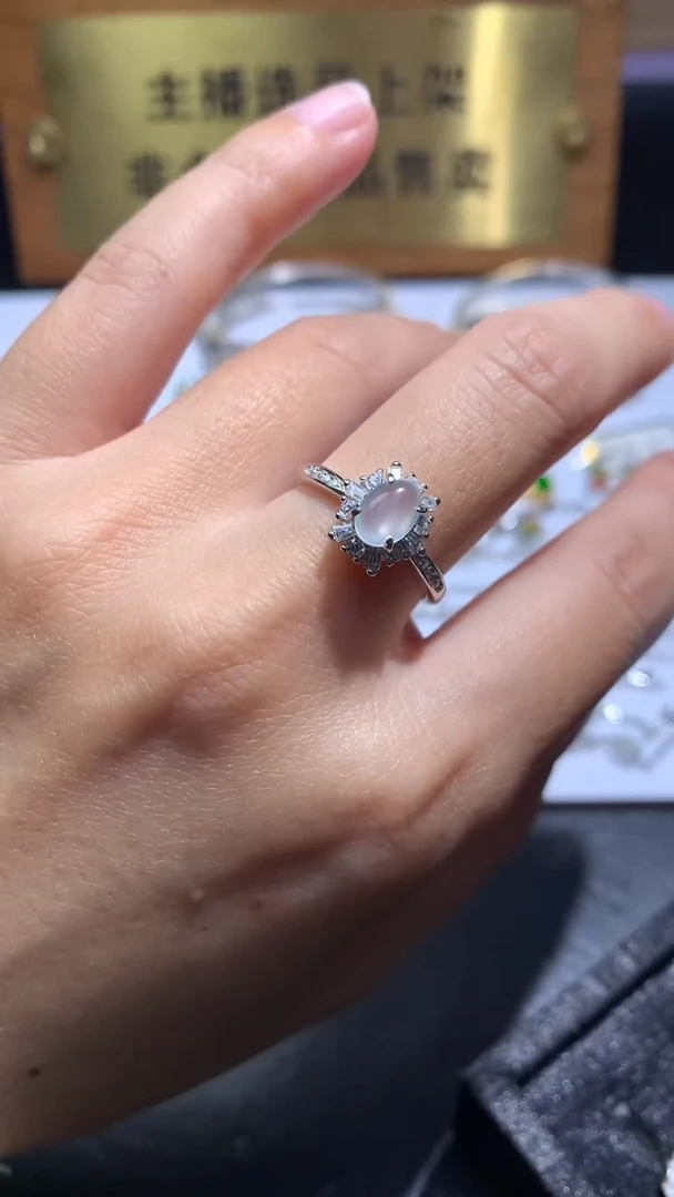 颈饰银S925镶嵌翡翠净货