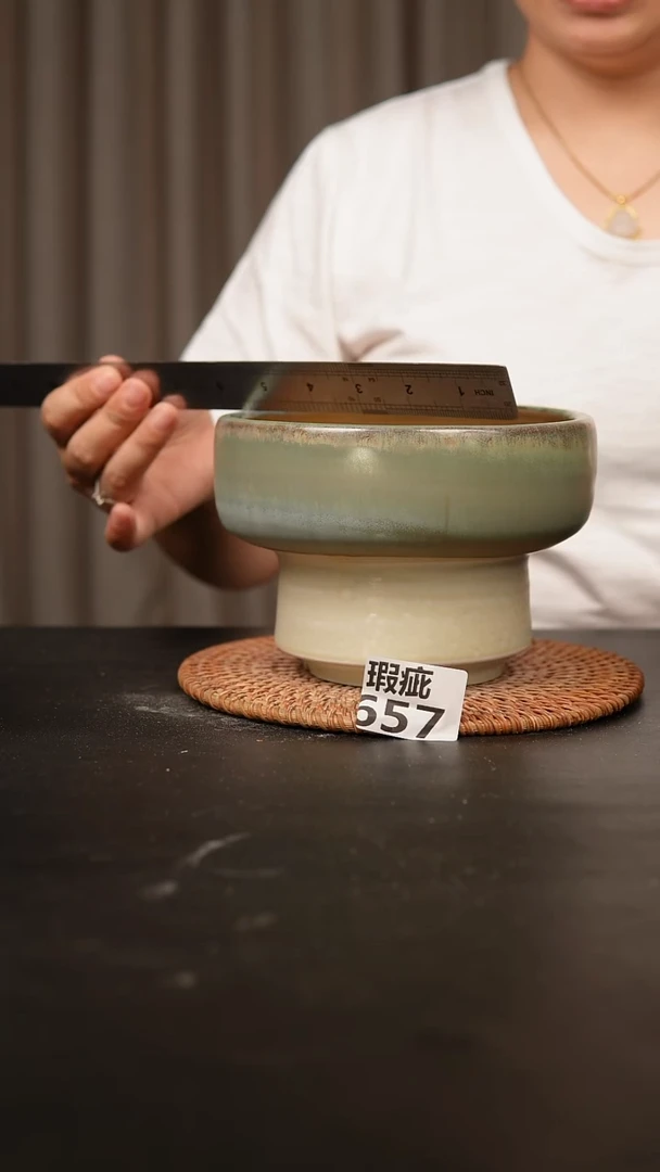 瓷片657瑕疵款，口约14  高约12