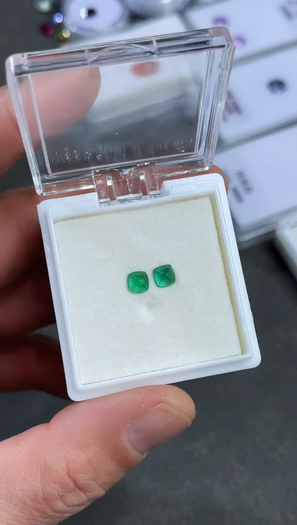 裸石祖母绿裸石1