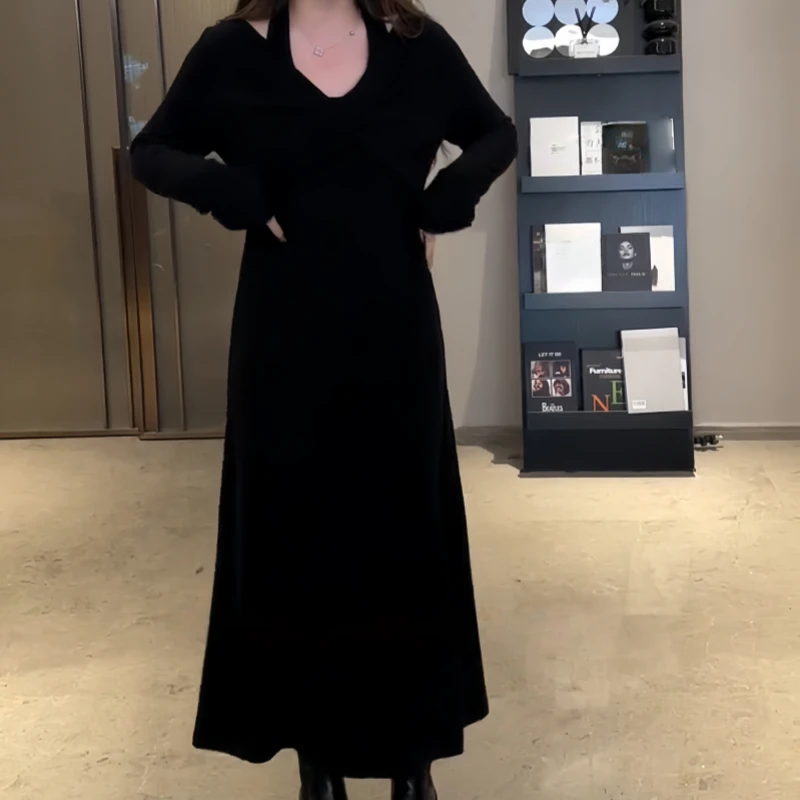 大码女装法式挂脖黑色针织裙早秋胖MM遮肉内搭打底连衣裙法式慵懒