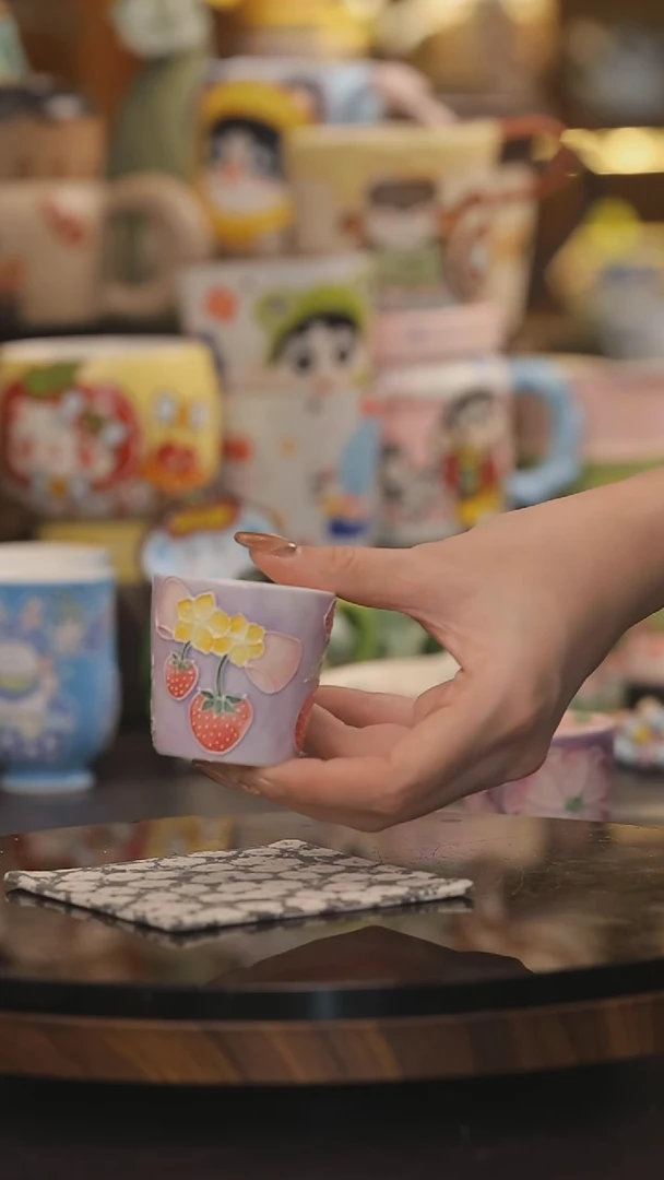 景德镇釉下彩绘设计师款式陶瓷