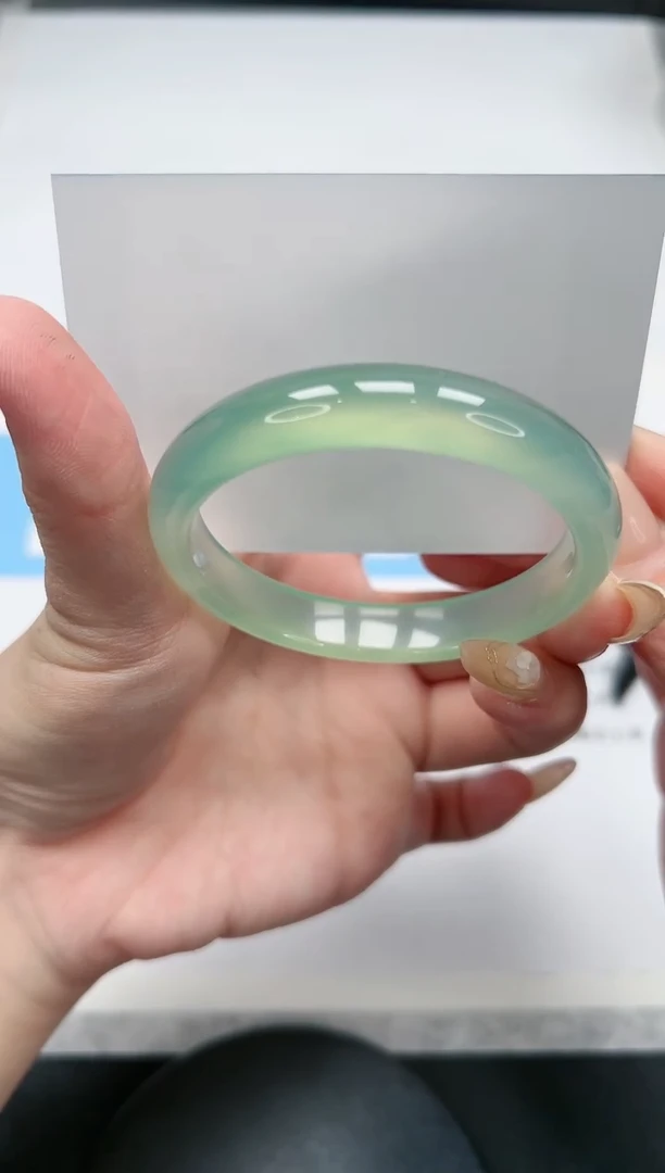 【闪购商品】玛瑙/玉髓手镯未镶嵌158/晴水55