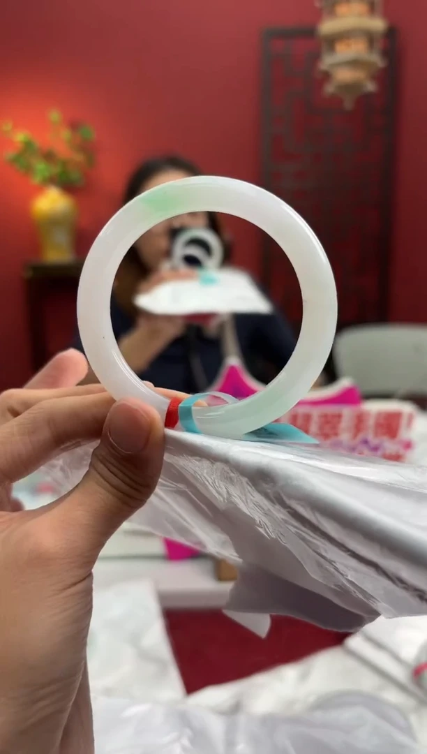 未镶嵌手镯翡翠翡翠手镯2