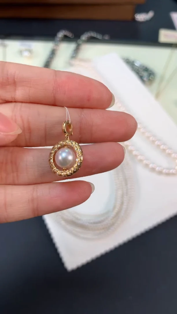 【闪购商品】海水珍珠吊坠18K金镶嵌Z121|1700