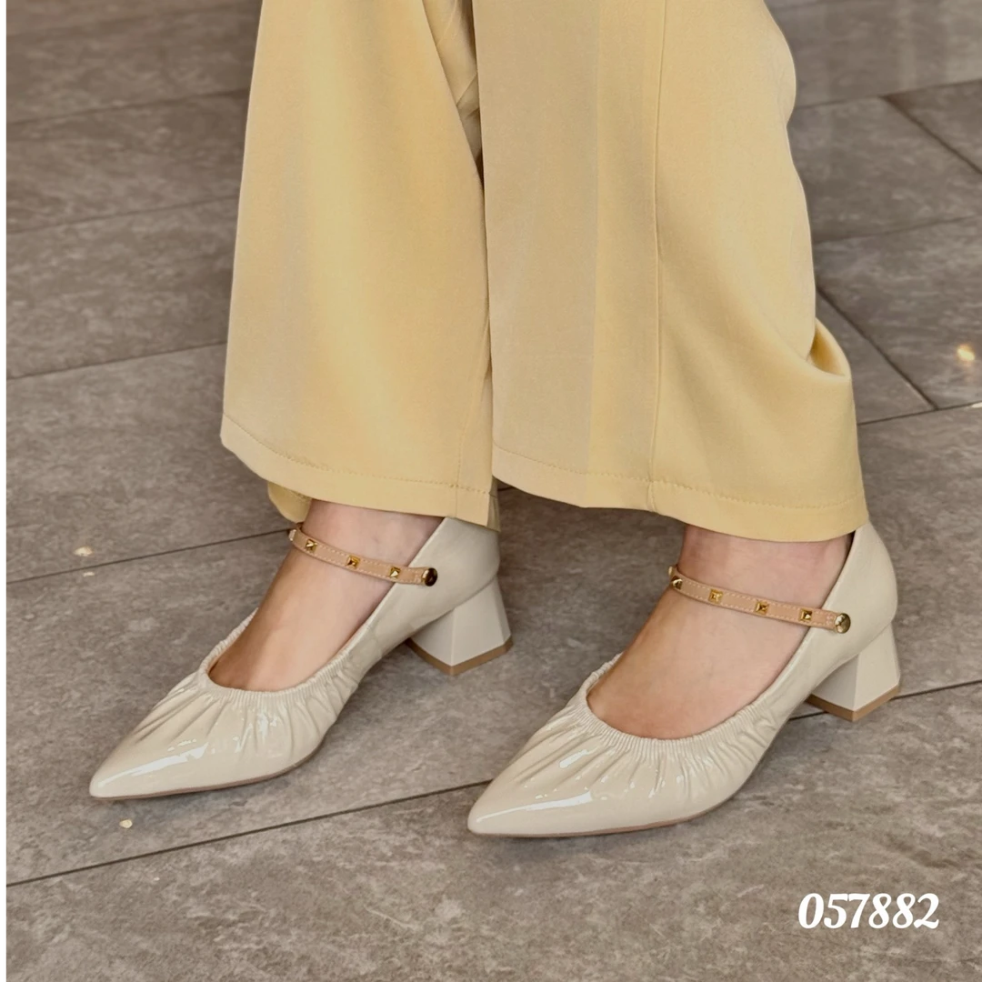 法式粗跟尖头一字扣带褶皱粗跟高跟鞋单鞋女057882