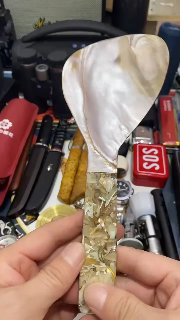 瓷片闪购商品 如图所示