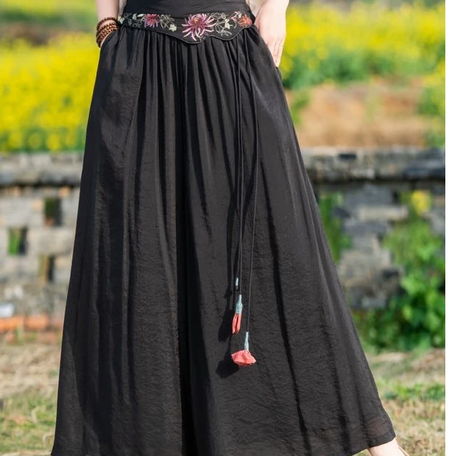 新款中国风民族风春夏款半腰松紧刺绣流苏挂件双层透气不漏肉裙裤