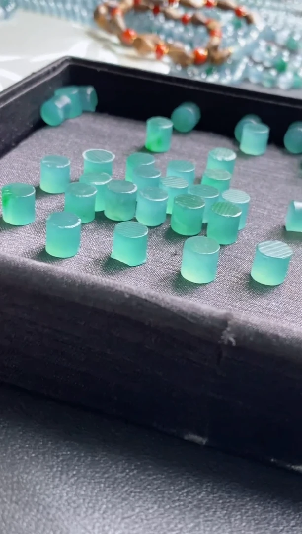 未镶嵌定制翡翠东*瑞0903150727（20颗）