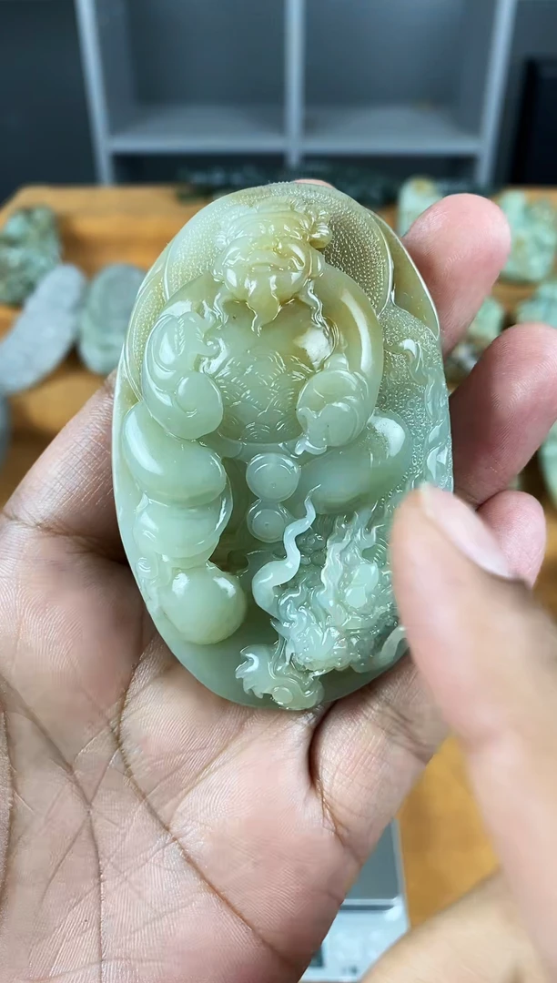 未镶嵌和田玉挂件1