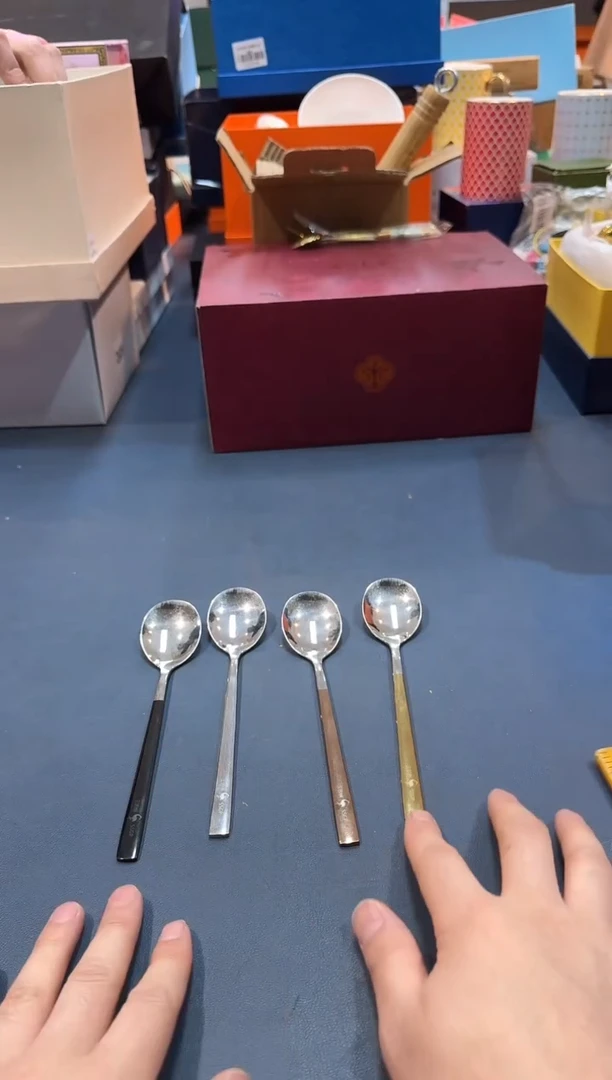 【闪购商品】瓷片F648全场正品，京东包邮