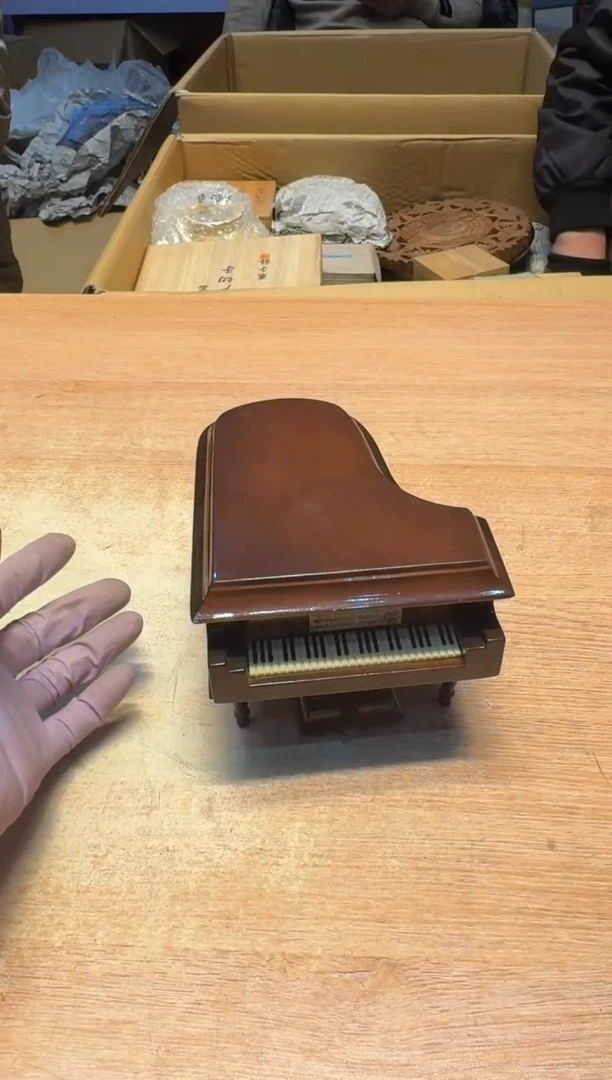 【闪购商品】老板谨慎参拍，感谢支持哈哈哈