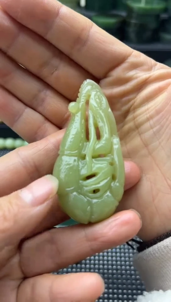 未镶嵌和田玉珠宝半成品挂件