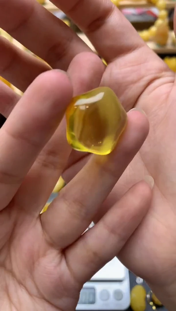 琥珀未镶嵌珠宝奇石116琥珀蜜蜡微瑕