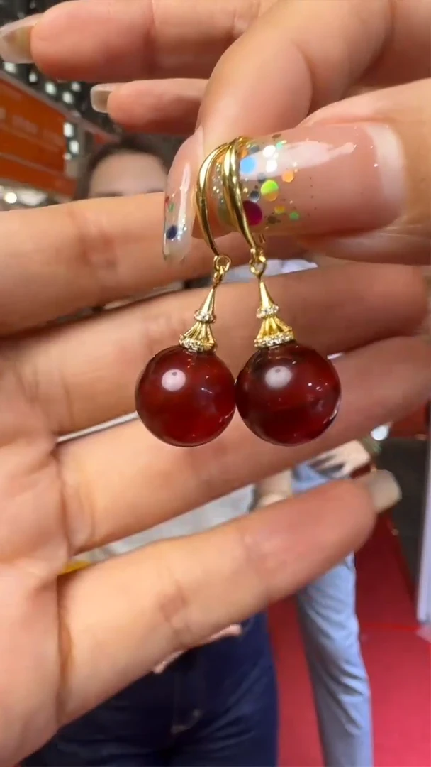 未镶嵌琥珀耳饰上海国际珠宝展假一罚十