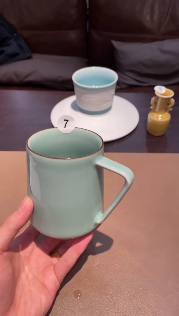 7窑承青瓷粉青带把杯