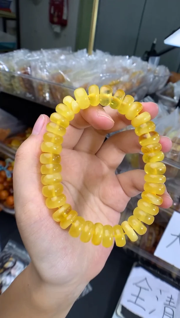 琥珀未镶嵌珠宝奇石1